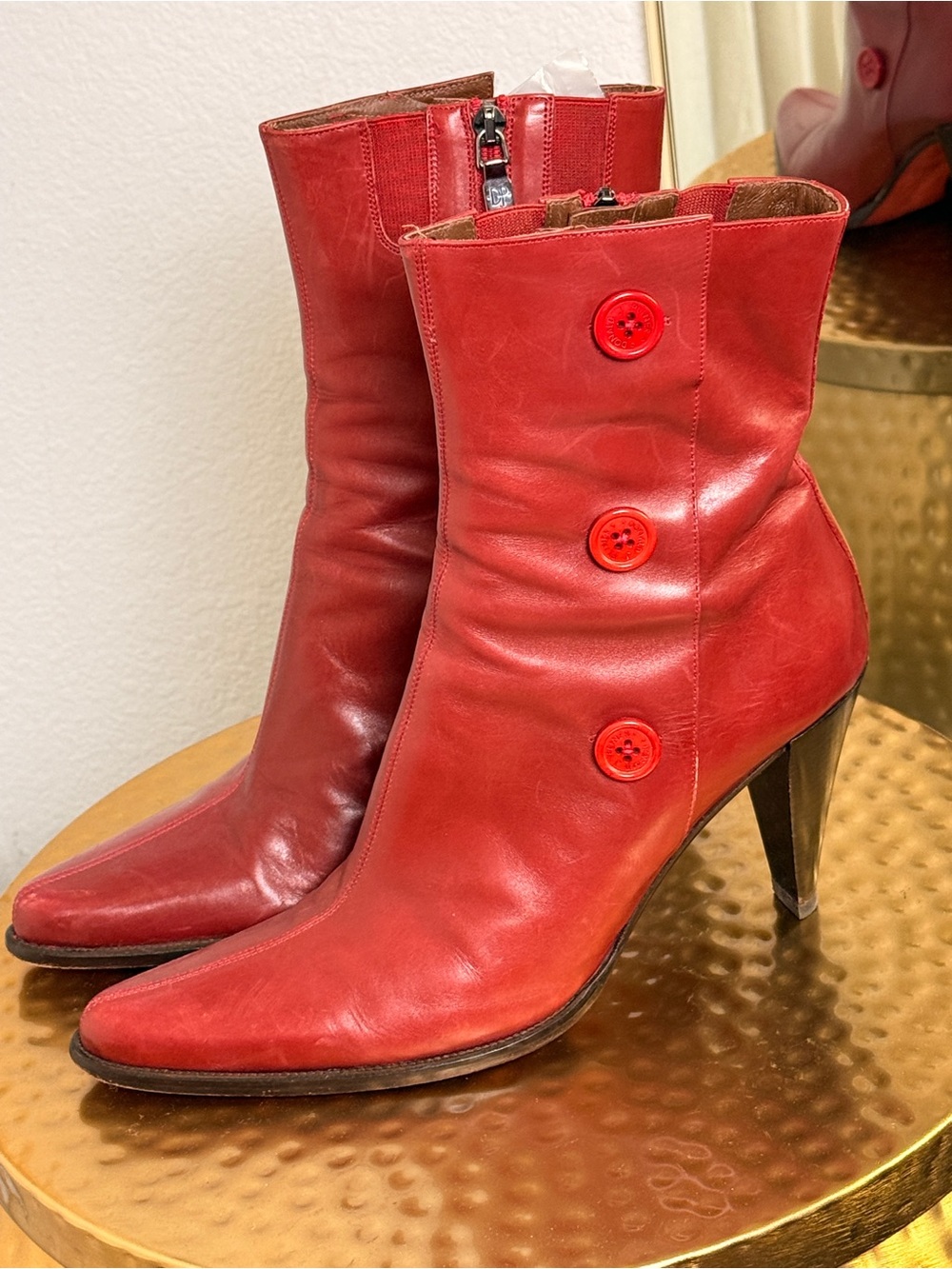 Donald Pliner Women's Red Leather Button-Accent Ankle Boots (Linda) US 9
